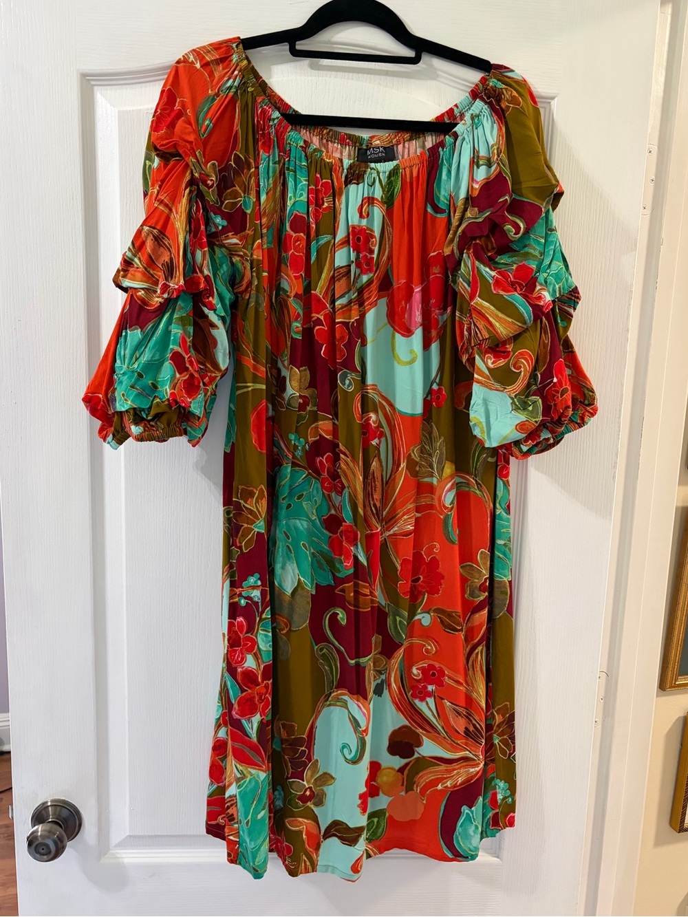 MSK Off-Shoulder 2X Dress bright floral print. Tiered puffy sleeves